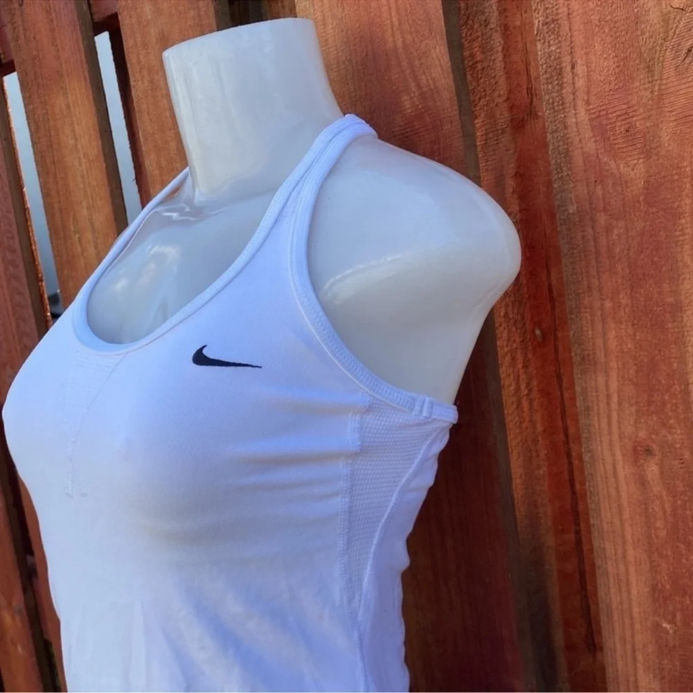 Nike Dri-FIT White Pinhole Mesh Racerback Training Tank Top Size XS